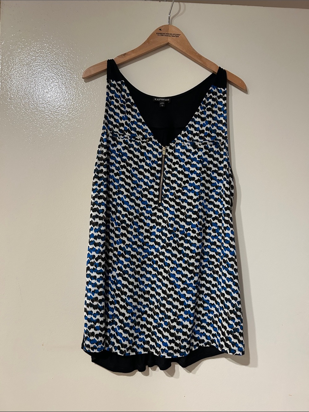 Express Blue Black White Geometric Zip-Front Tank
